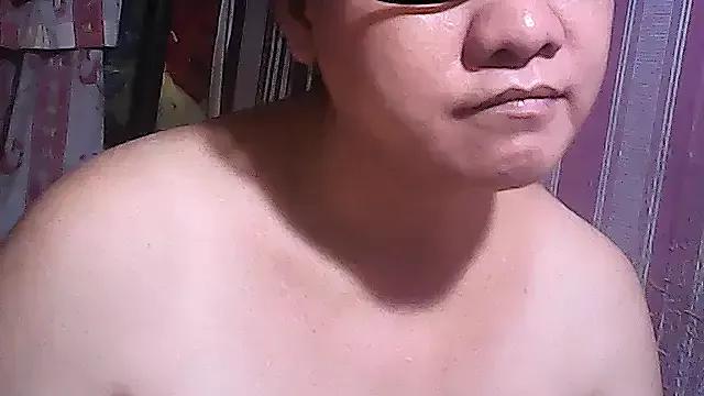sweetsosie18 on StripChat 
