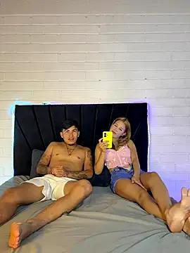 sweettender_girl — Freechat on StripChat