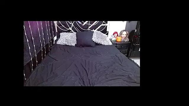 StripChat talianha is Freechat talianha — show cum