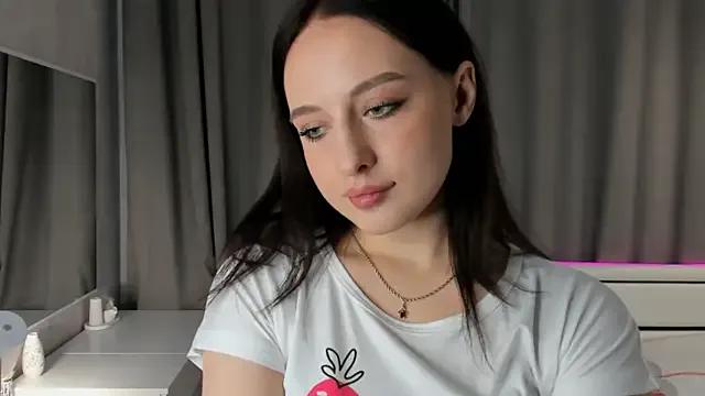 TalishaSturdy — Gently touch my neck