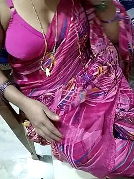Tamil_Meena — Freechat on StripChat