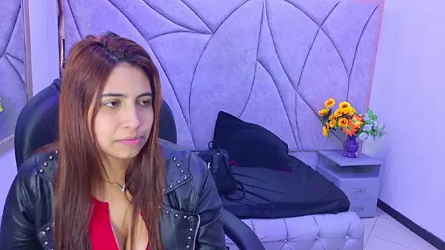 Freechat Tammy_Blackk on StripChat