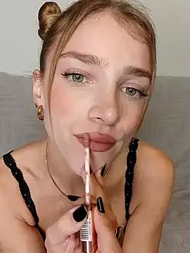 TeaseRosie — Fingering my pussy soo hard