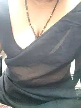 Telugu_saritha03 — boobs i mint