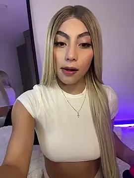 StripChat Tessa_Winslow is Freechat Tessa_Winslow — DOGGIE STYLE + SPANKS
