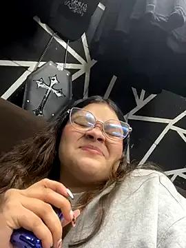 Tharafresneda_ — Show with my feet