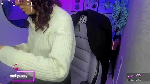 Freechat Theia_moon on StripChat