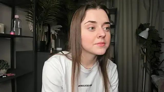 ThelmaJusto — Take off my skirt and tease^^