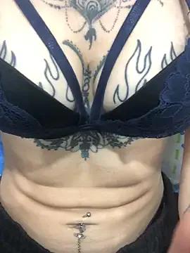 Tifanny_Sweett — Kises hot 