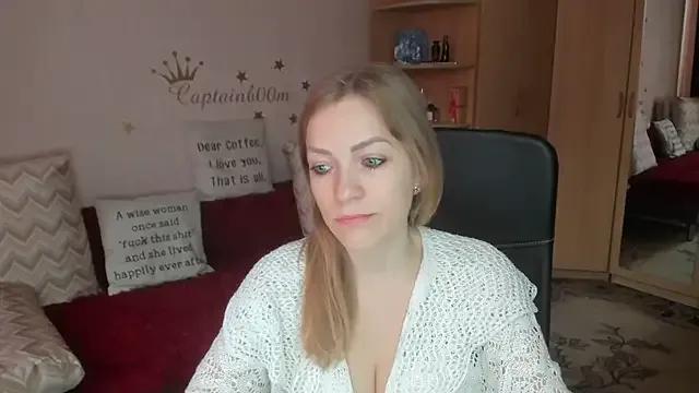 Tiffany_Bates — Freechat on StripChat