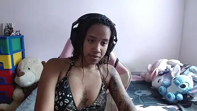 TiffanyRoouse on StripChat 