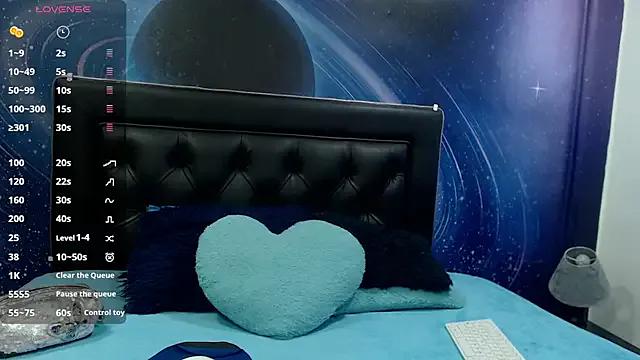 tiinaa_jouns — Freechat on StripChat