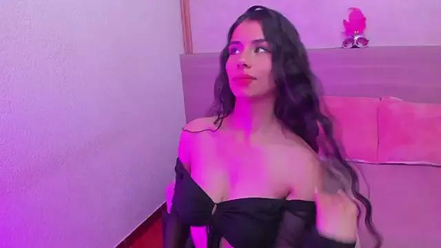 Freechat Tinny_floor on StripChat