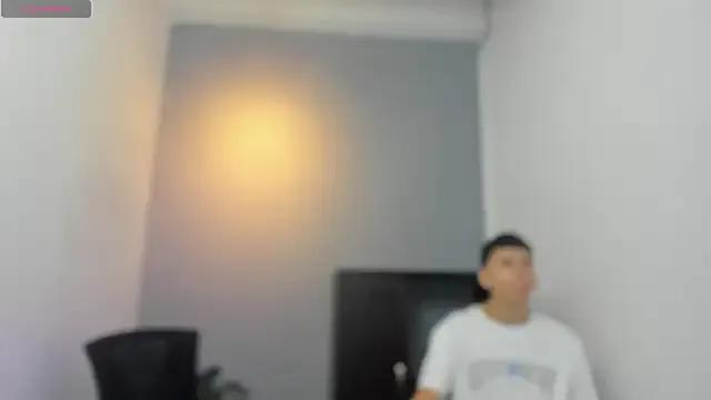 Tom_and_bunny — cum in my tits