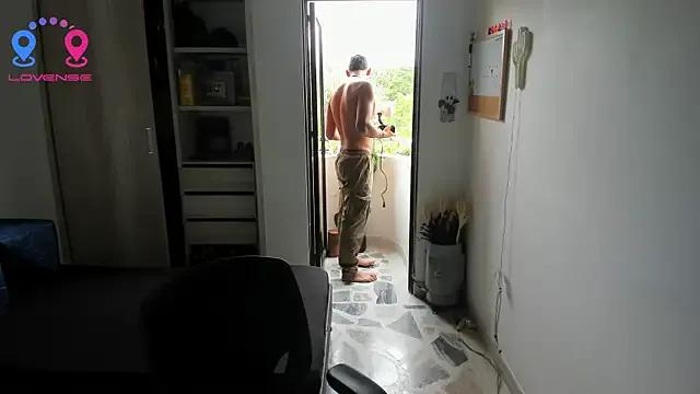 Travis_bakers — CUM IN MOUTH