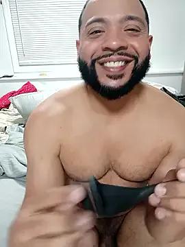 StripChat tripping385 is Freechat tripping385 — Use the toy in my culito lol