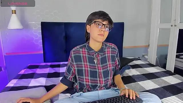 Tsuki_Maru — Play with nipples :movingboobs: