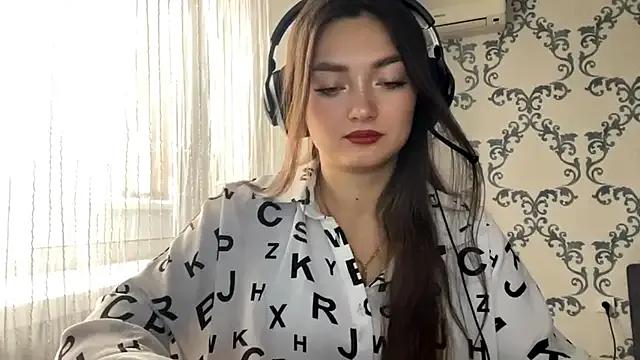 TwotyBright — tease with shoulders