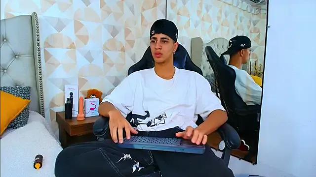 Freechat Tyler_Rodriguez on StripChat