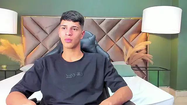 Freechat Tyler_Rodriguez on StripChat