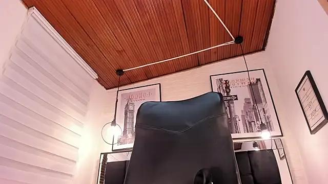 tylla_ — play tits