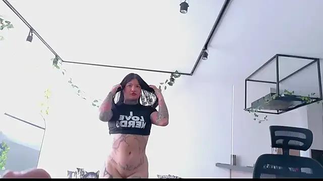 Unatatuada — Flash booty 