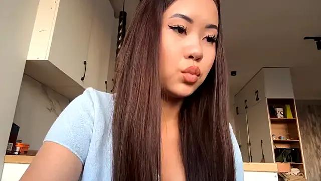 Ur_neighbor_Kira — I feel a bit shy but I want to  dance