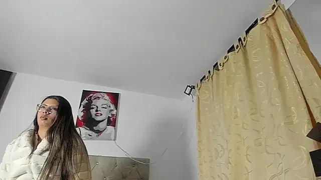 Freechat Vahiolet_smith on StripChat