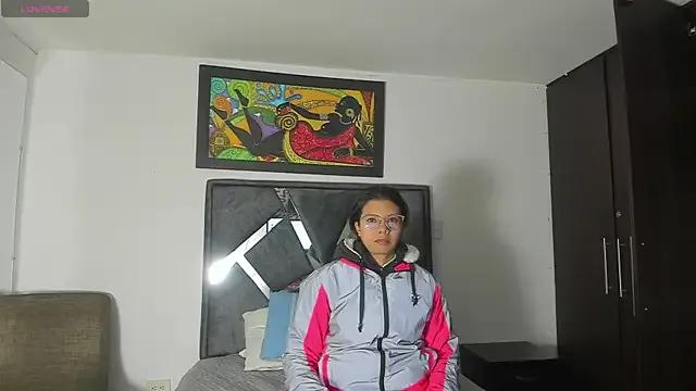 Freechat Vahiolet_smith on StripChat