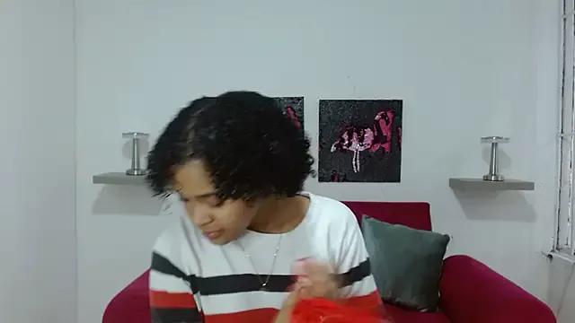 Freechat vainillaplaypussy on StripChat