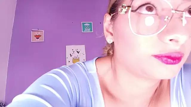 Freechat vale_ross_ on StripChat