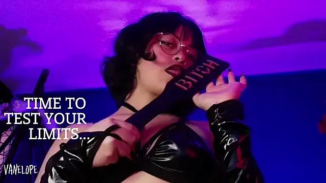 Freechat vanelope11 on StripChat