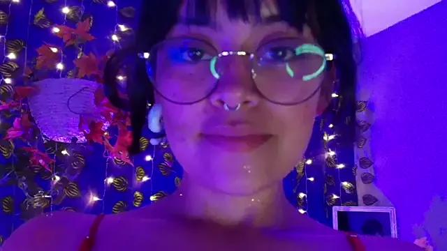 Freechat vanelope11 on StripChat