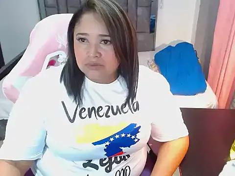 Vanesa_Juicy —  No dress, just pink skin