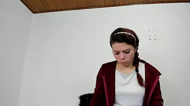 Vanessa_Martinz — spit on my tits