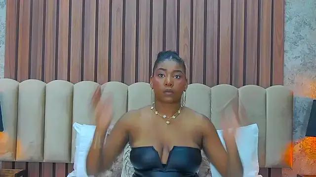 Freechat VanessaGlenn on StripChat