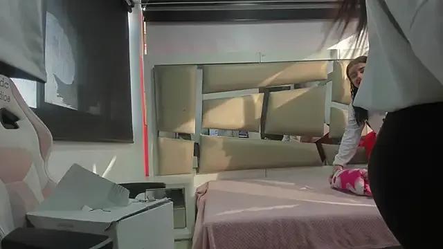 Vany_and_juliana — anal