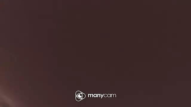 Freechat vela-red25 on StripChat