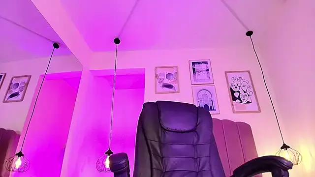 Velissia_gh — Boobs job and saliva show