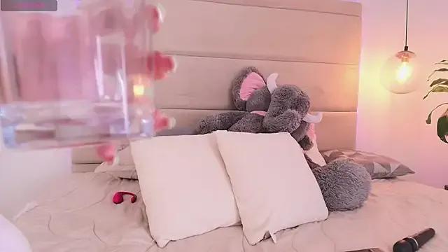 VENUSMOON777 — blow job untill cum on my face