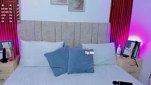 veronica_swift — tits out