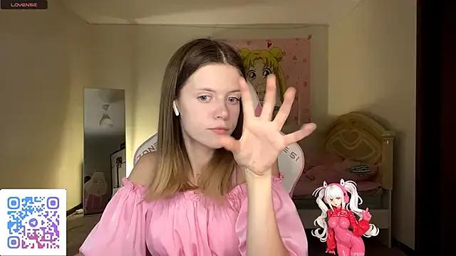 VibeQueenLucy — Sake fingers close to the camera