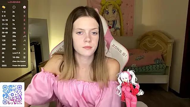 VibeQueenLucy — Bite your lips
