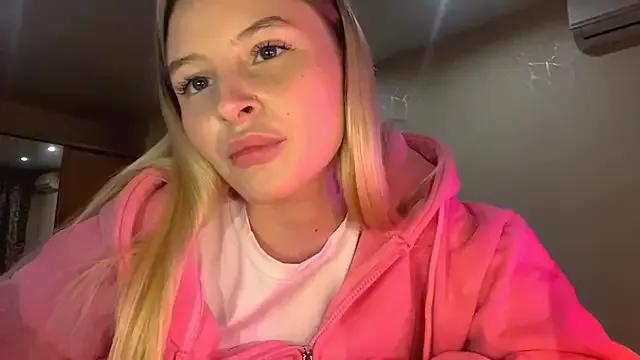 VictoriaMystery — Get up and show off myself