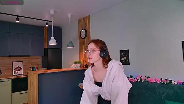Vikki_wyye on StripChat 