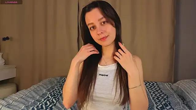 Freechat VineciaDestors on StripChat