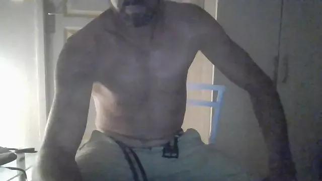 Freechat vinzz49 on StripChat
