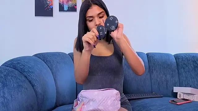 Violet_Jhonson — Masturbation and squirt