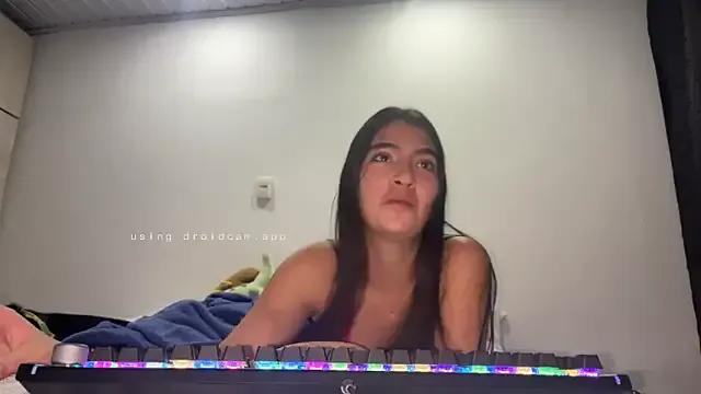 vipxxx2 —  Beso apasionado
