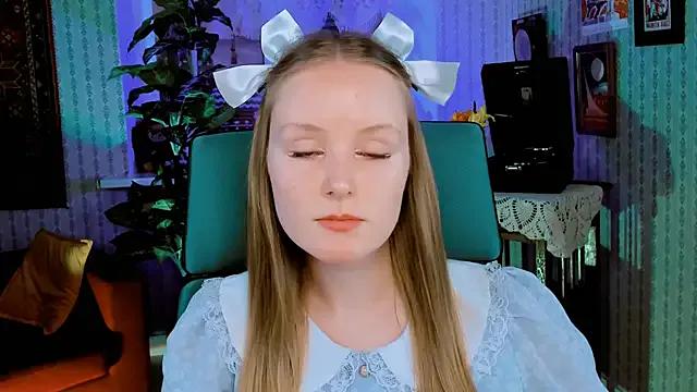 Freechat VivienLeeigh on StripChat